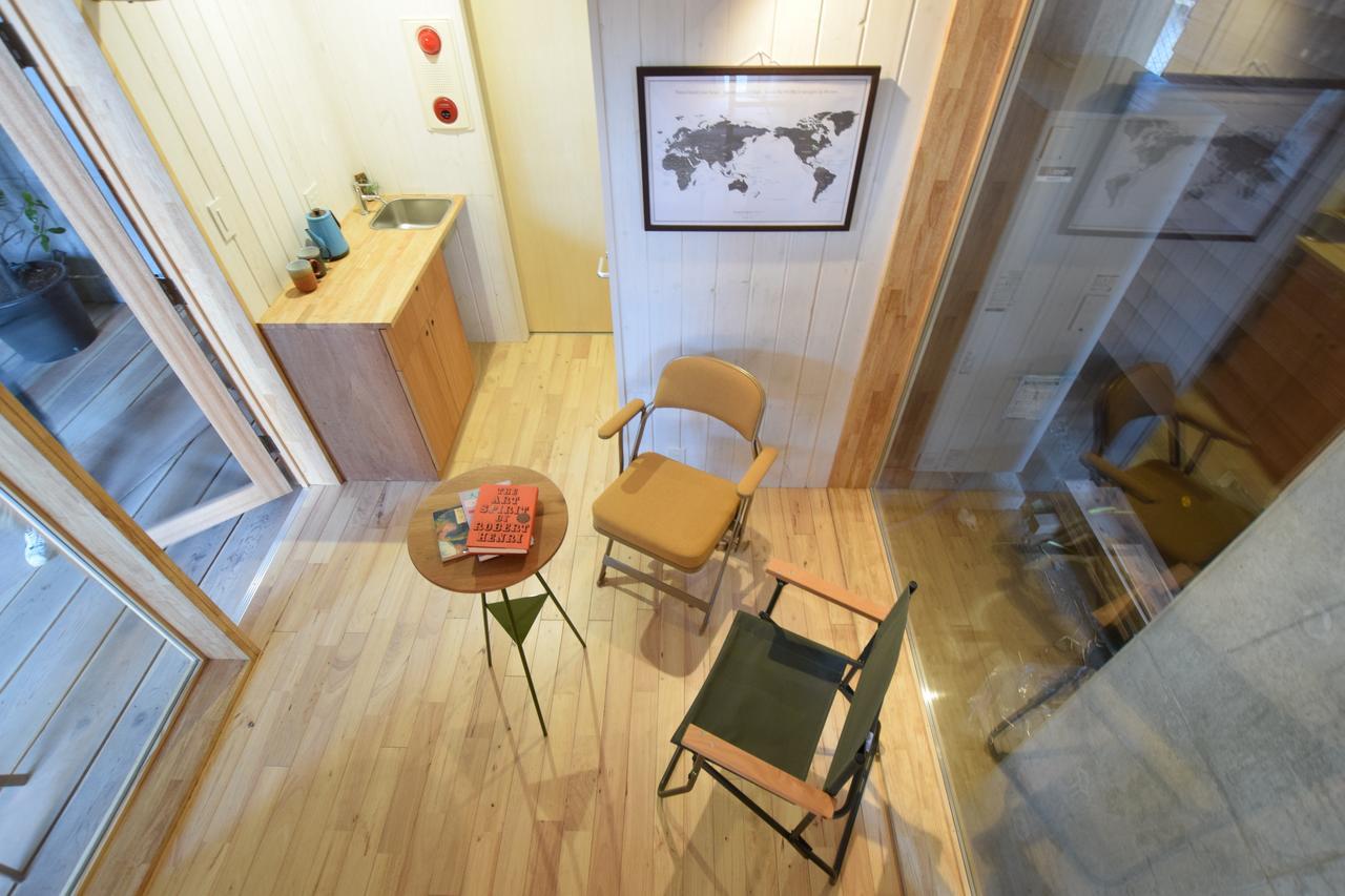 Хостел Tinys Yokohama Hinodecho Экстерьер фото