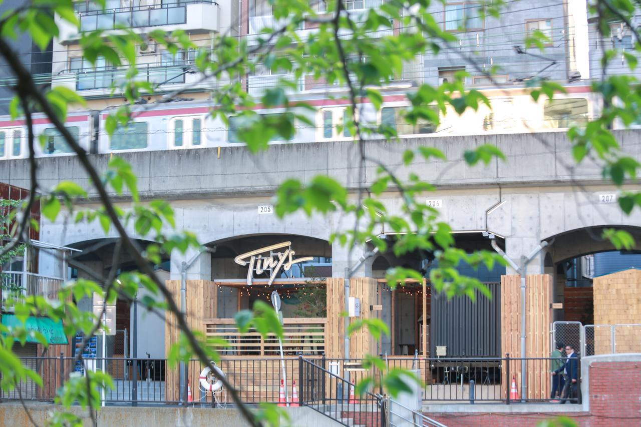 Хостел Tinys Yokohama Hinodecho Экстерьер фото